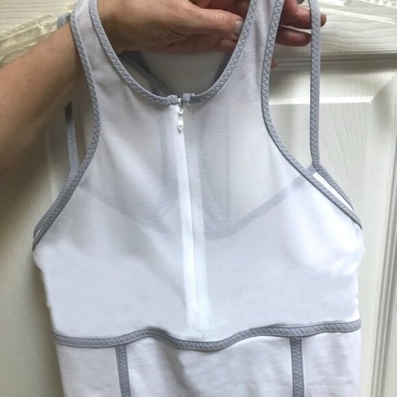 Pretty Lululemon Petal Pace White Tank Top With Mesh Neckline - Picture 7 of 9